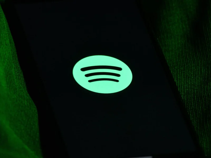 Spotify Review & Guide | Plans, Features & Costs