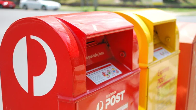 Australia Post Mail Redirection: Cost, How to Apply, & FAQ